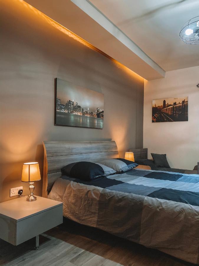 Lovely Modern Apartment In St.Julian Saint Julian's Bagian luar foto